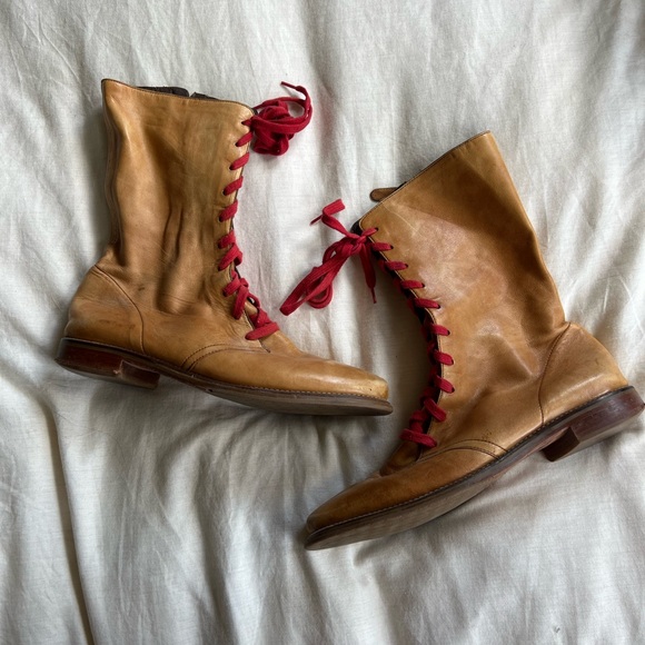 VGUC Vintage Leather Cole Haan Laceup Boots - Picture 1 of 6